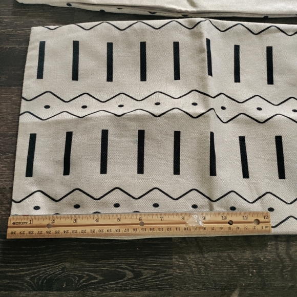 4 Pillow covers rectangular - Picture 1 of 8